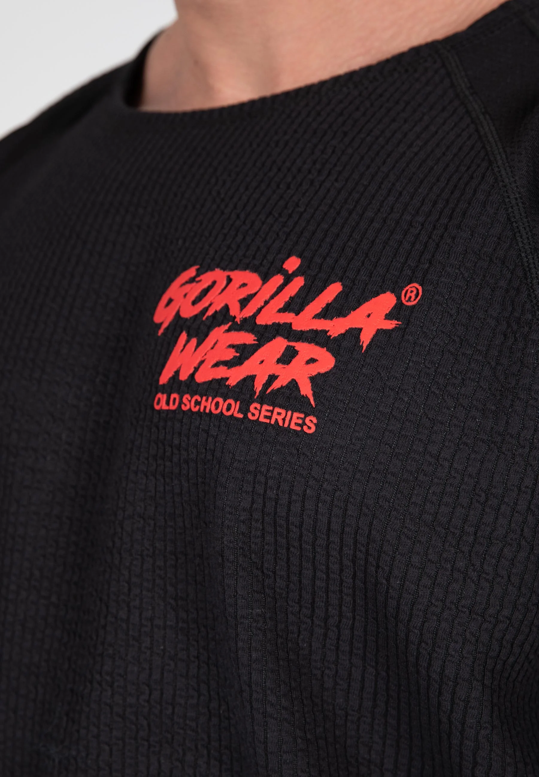Gorilla Wear - Augustine Old School Workout Top - Black/Red - Image 4