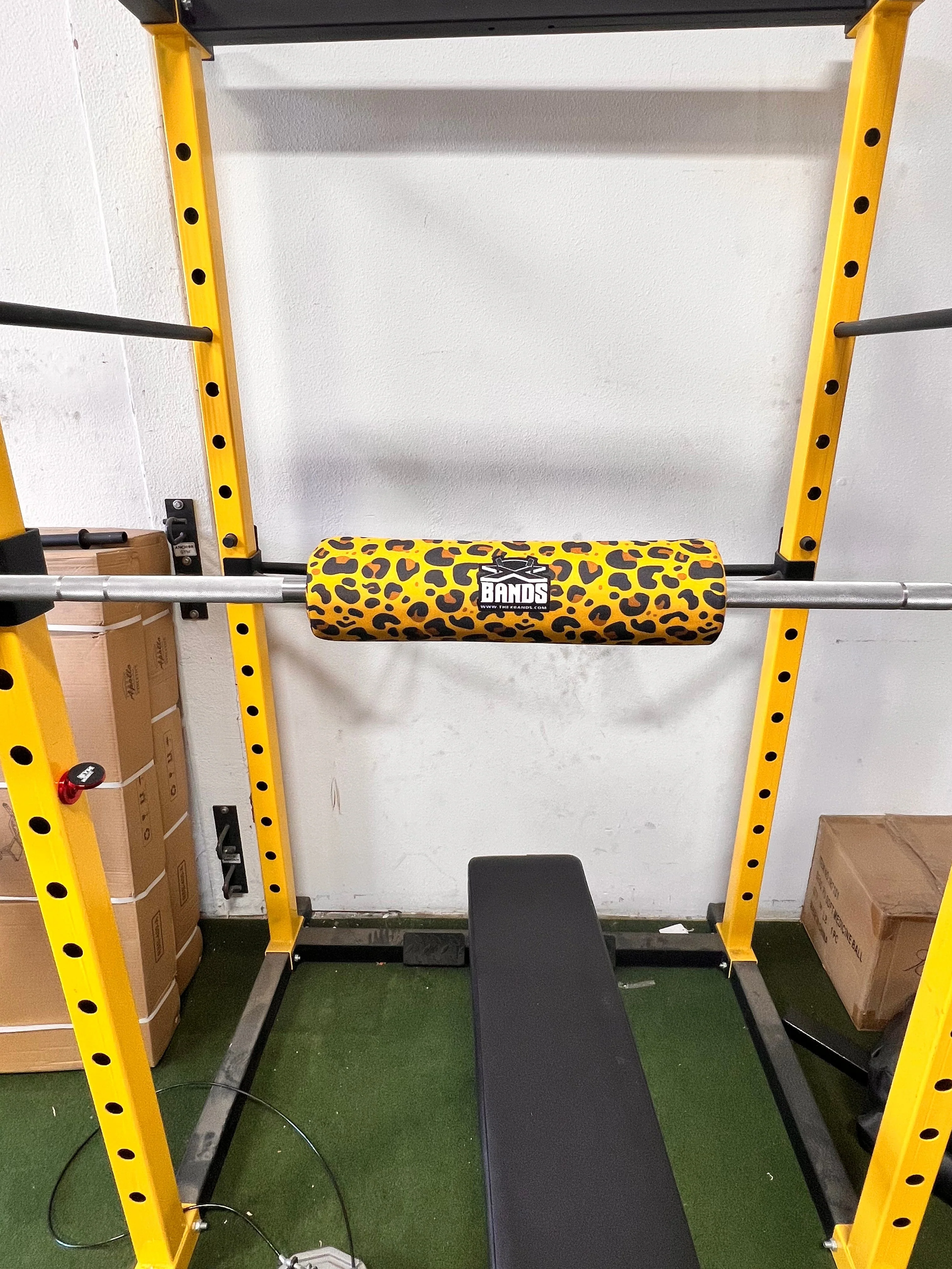The X Bands - Barbell pad | Squat Pad - Pads for Squats, Lunges, & Hip Thrusts - Neck & Shoulder Protection - Image 7