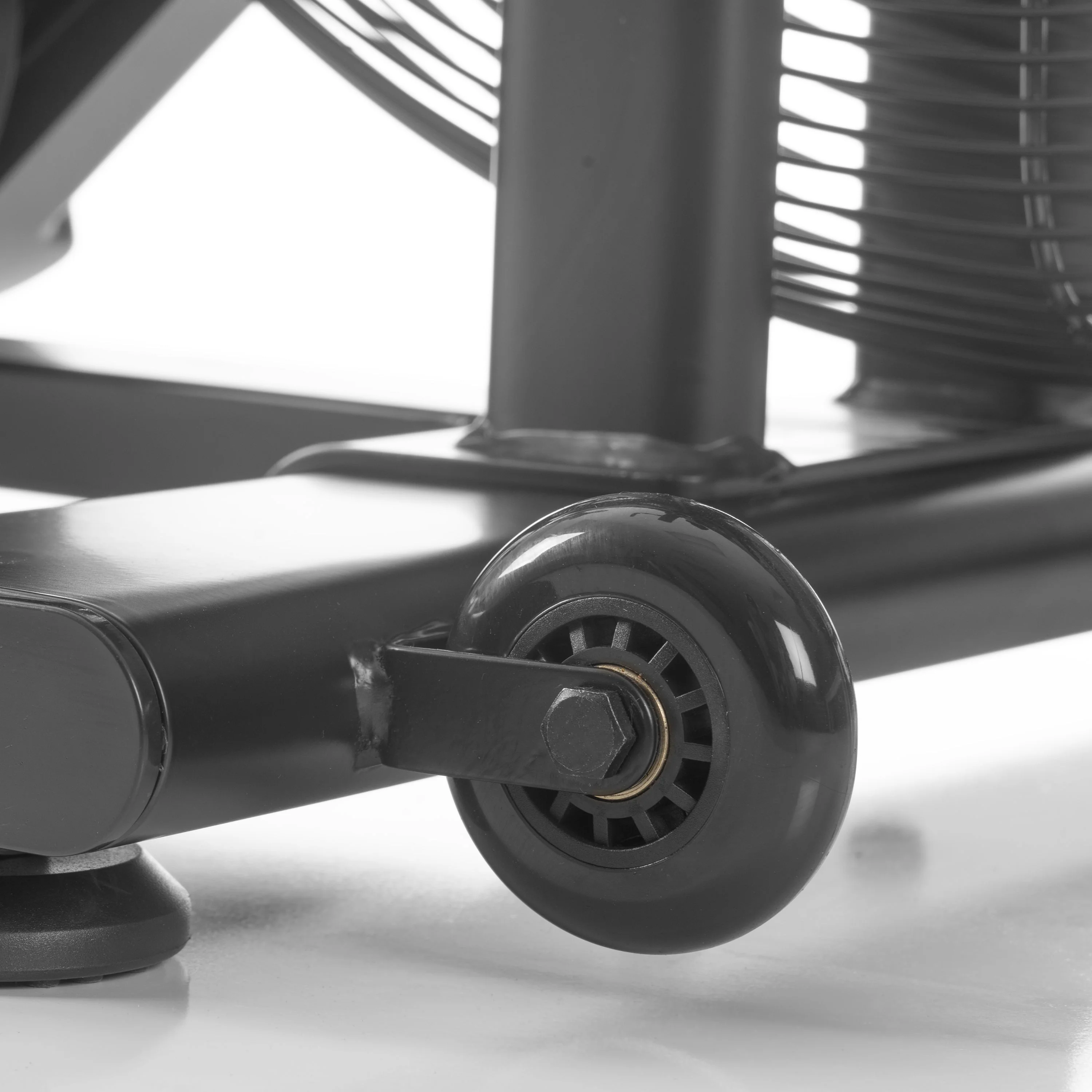 XMARK - CAT 3 Hurricane Commercial Air Bike - Image 7