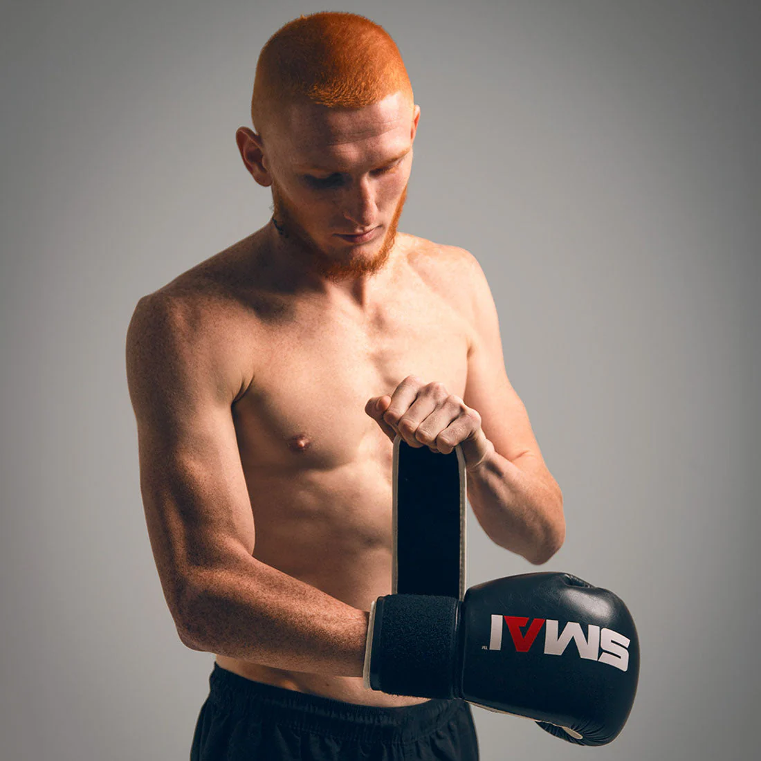 SMAI - Essentials Boxing Gloves - Image 5