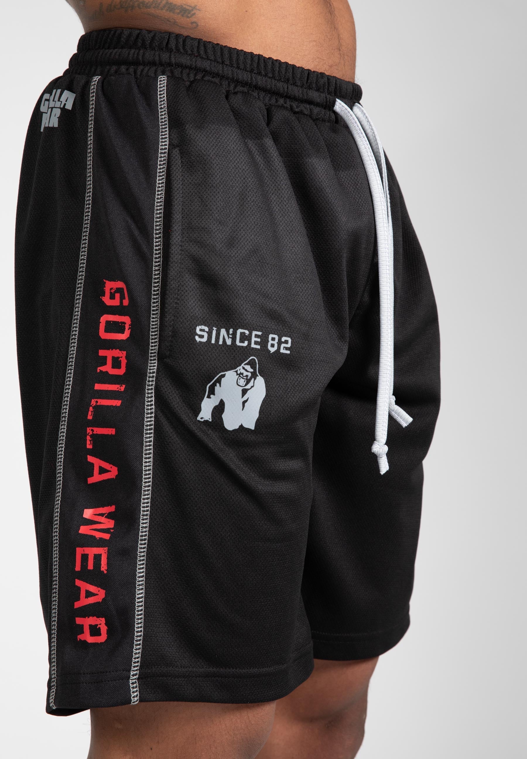 Gorilla Wear - Functional Mesh Shorts - Black/Red - Image 5