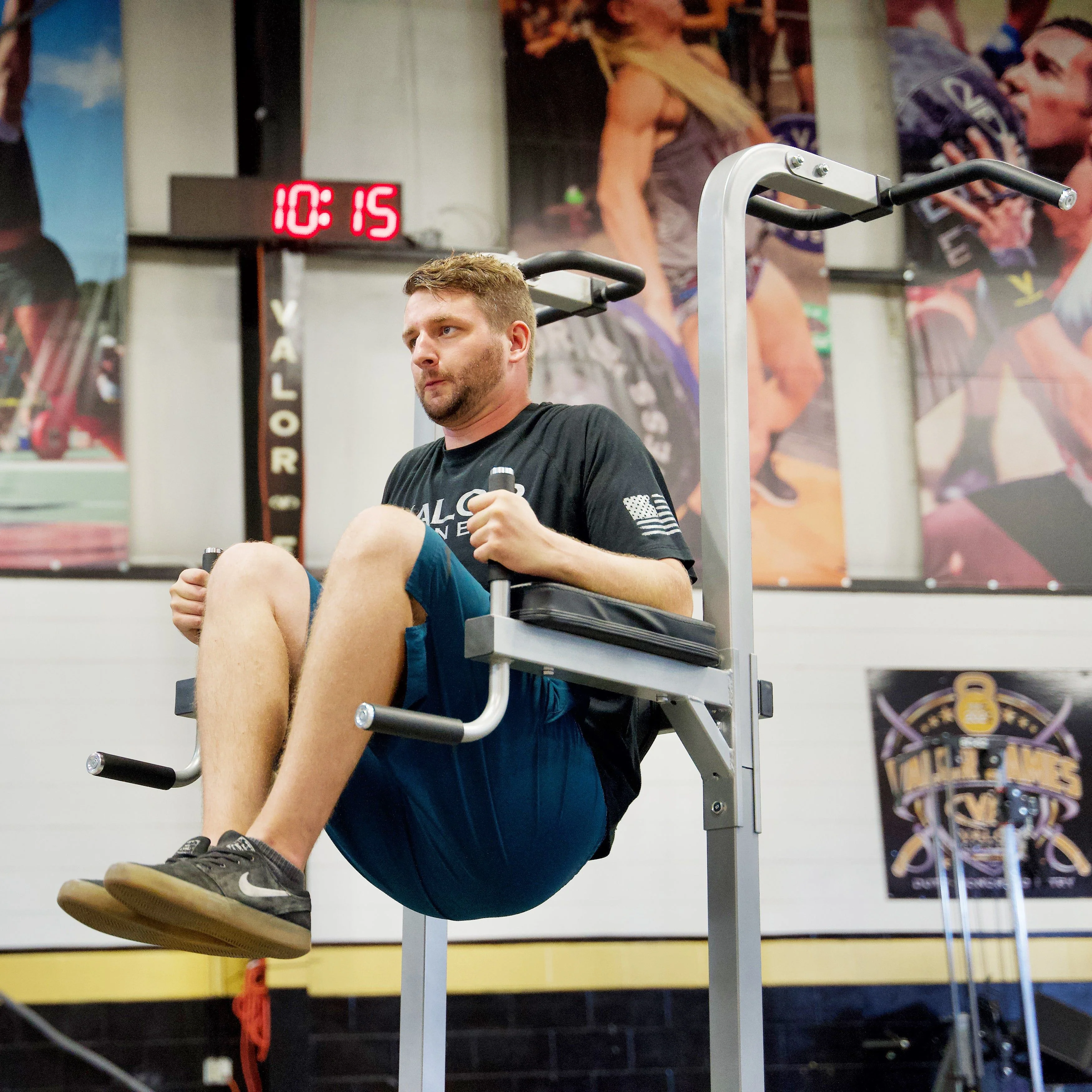 Valor Fitness - Leg Raise Captain's Chair with Dip and Push Up Station - Image 4