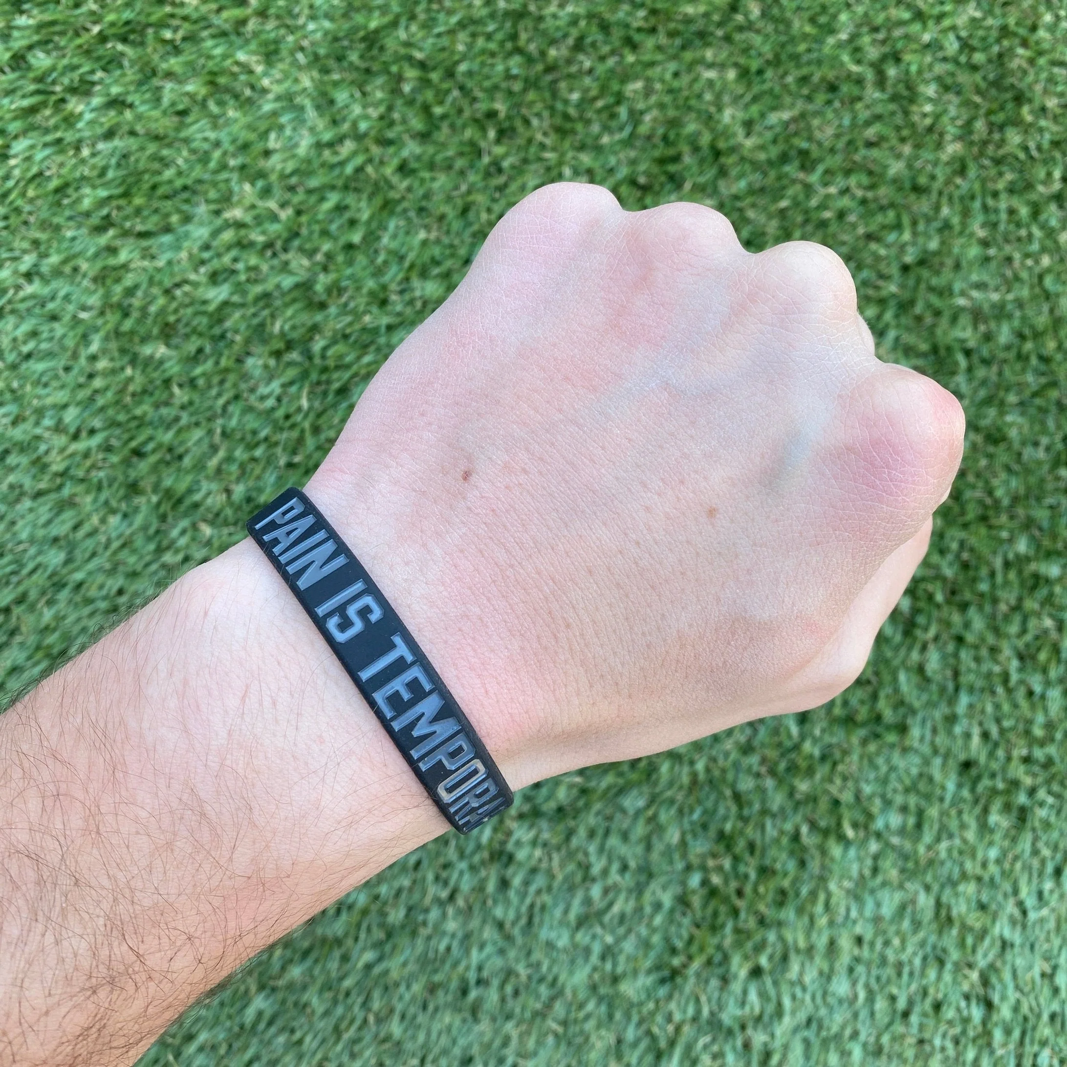 Elite Athletic Gear - Pain is temporary Wristband - Image 2