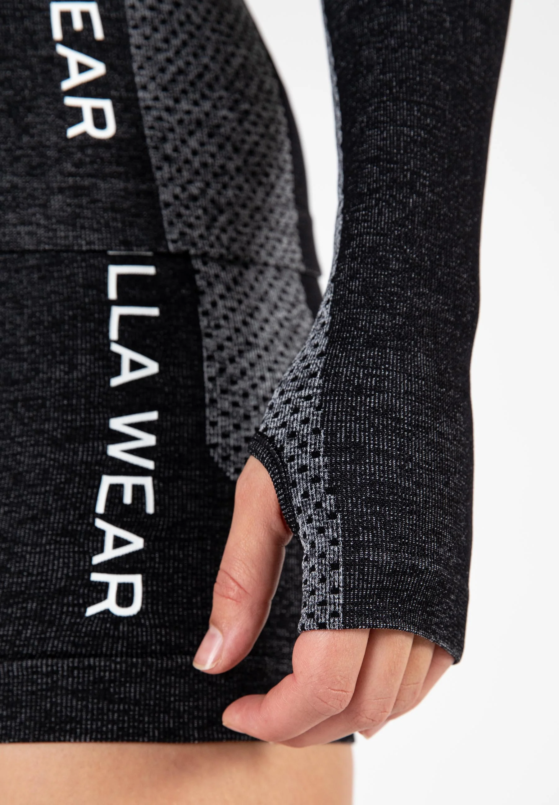 Gorilla Wear - Selah Seamless Long Sleeve- Black - Image 5