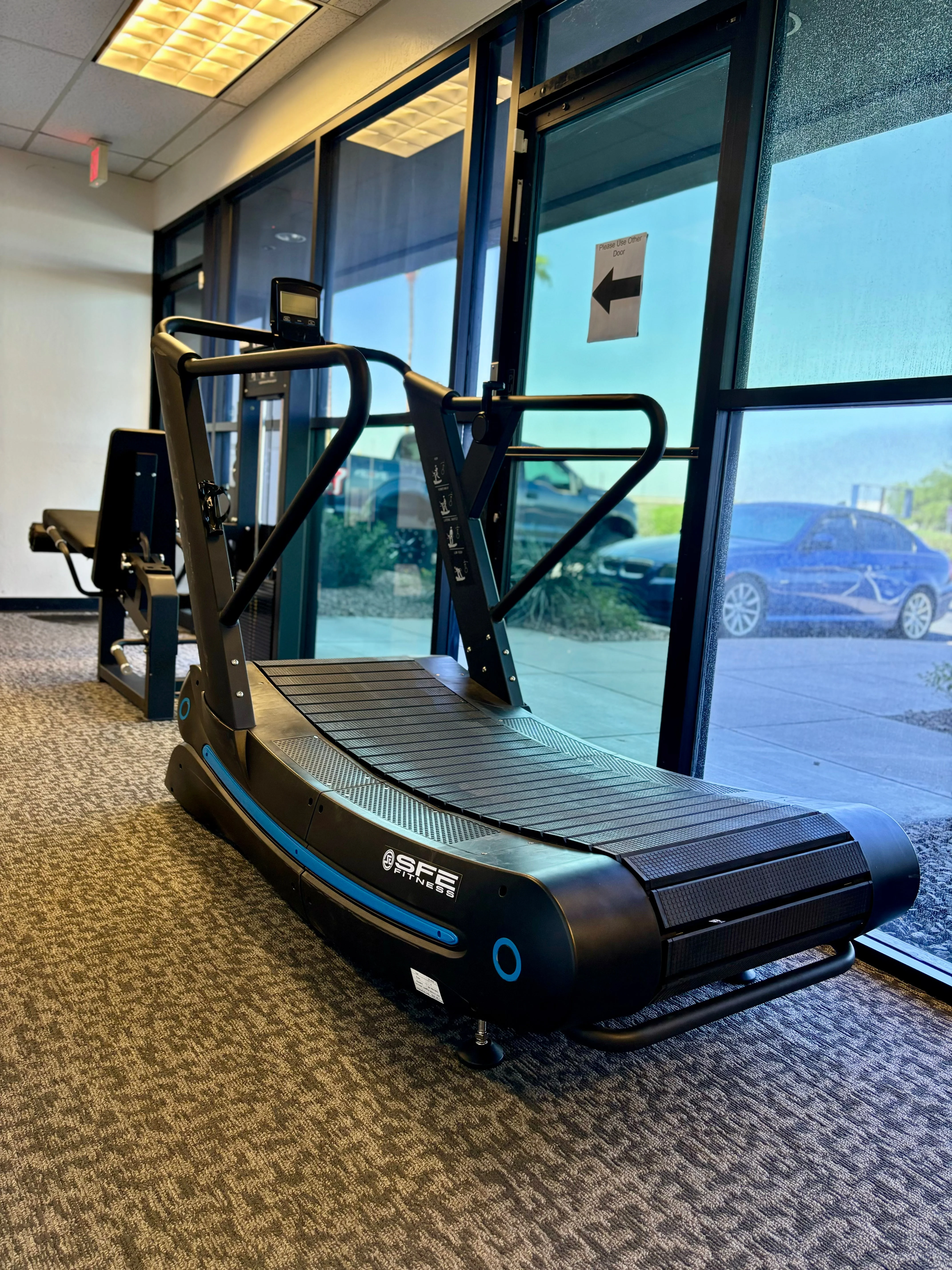 SFE - Air Runner Pro Curved Treadmill (New) - Image 5