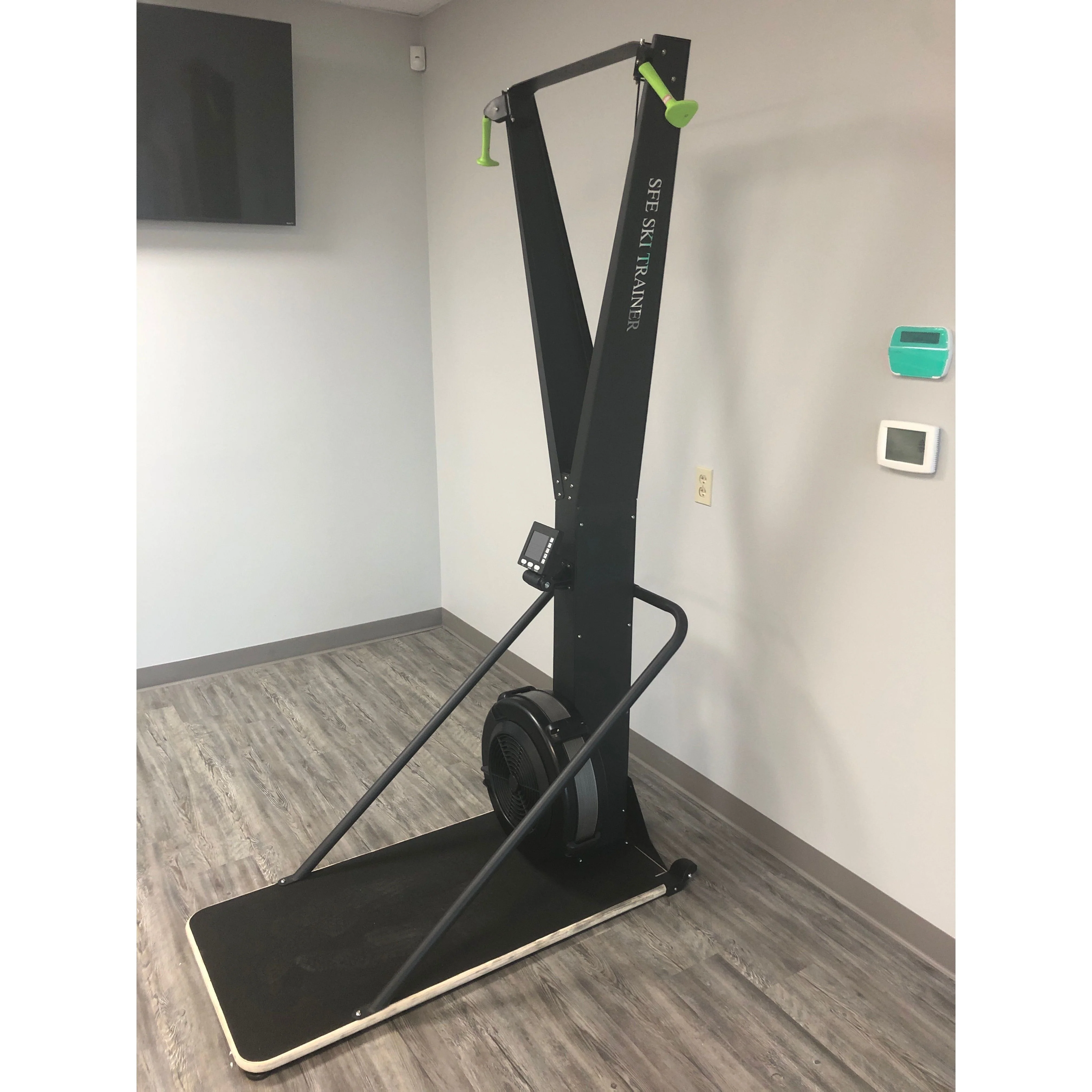 SFE - Ski Trainer Machine w/ Platform and Monitor (New)