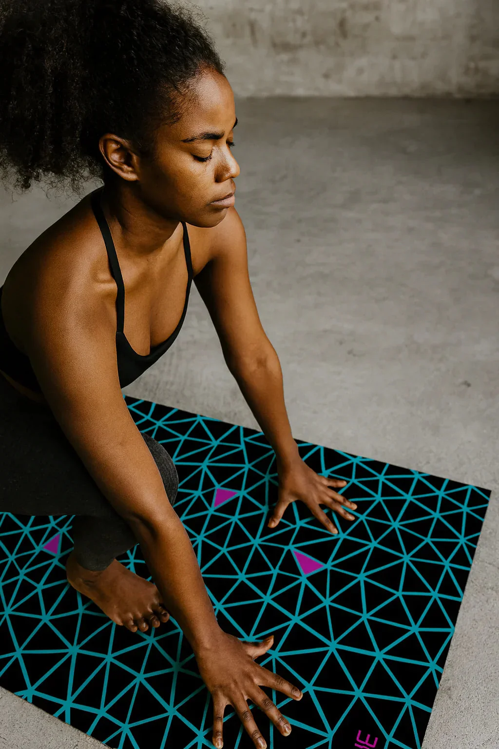 Yune Yoga - Yoga Mat | 6mm Thick | Black | Non-Slip | Eco Friendly | Yune Yoga | Nakata - Image 2