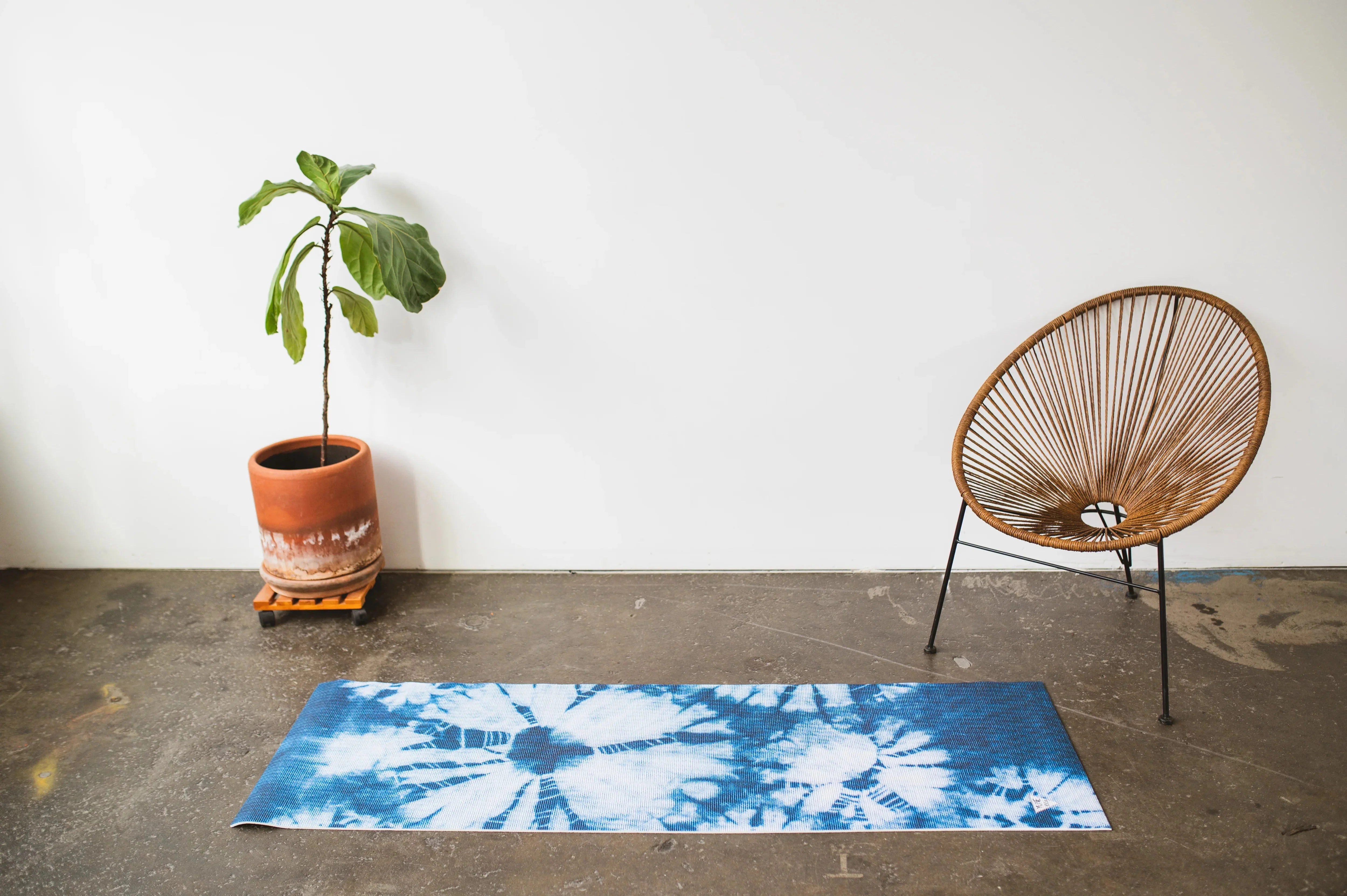 Yune Yoga - Yoga Mat | 6mm Thick | Blue Tie Dye | Non-Slip | Eco Friendly | Yune Yoga | Ataraxy - Image 6