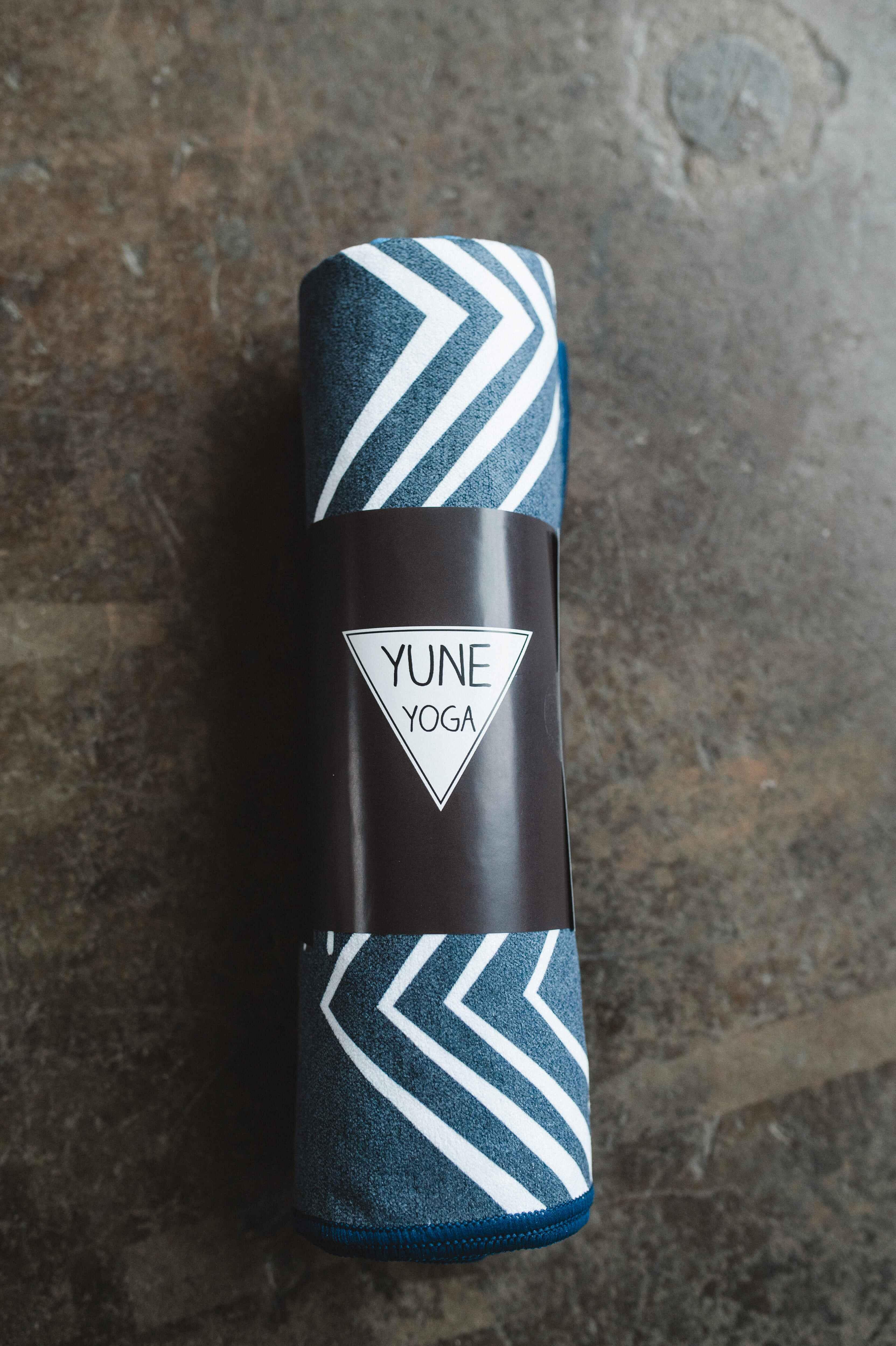 Yune Yoga - Yoga Towel | Non Slip Silicon Nubs | Absorbent Microfiber | Blue | Yune Yoga | The Diamond - Image 7